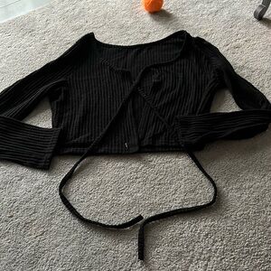 Long sleeve ties and neck very thin, black ribbed sweater extra large 100%poly